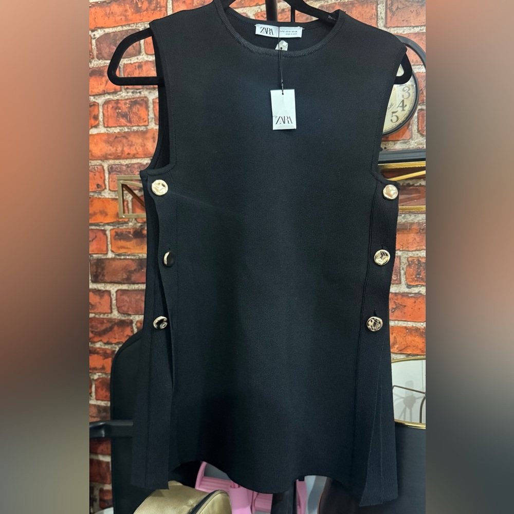New!Sale! Zara Knit Top Side Button (Medium)